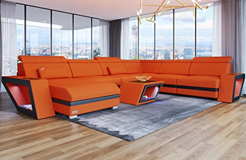 Sofa Dreams XXL Wohnlandschaft Catania - mit LED Beleuchtung, verstellbare Kopfstützen, Recamiere/Mikrofaser/Ausrichtung wählbar (Ottomane Links, Schwarz-Orange)
