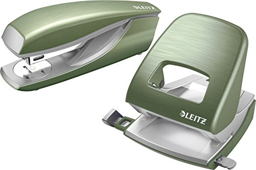 Leitz Locher (30 Blatt, mit Anschlagschiene, Gebürstete Alu-Optik, Metall) inklusive Heftgerät (grün Inkl. Heftgerät)