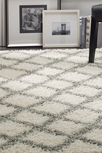 SAFAVIEH Dallas Shag Collection Accent Rug - 3' x 5', Ivory & Grey, Trellis Design, Non-Shedding & Easy Care, 1.5-inch Thick Ideal for High Traffic Areas in Entryway, Living Room, Bedroom (SGD258F)