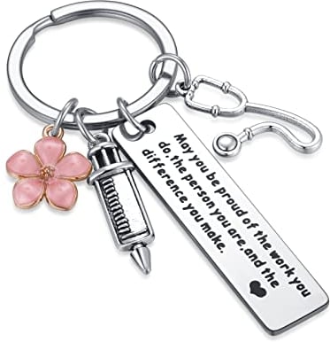 Jusgan Krankenschwester Schlüsselanhänger Edelstahl mit Gravur Stethoskop Spritzenanhänger Medizinstudent Arzt Geschenk für Geburtstagen Abschluss Weihnachte Inspirierendes Geschenk Geschenkideen
