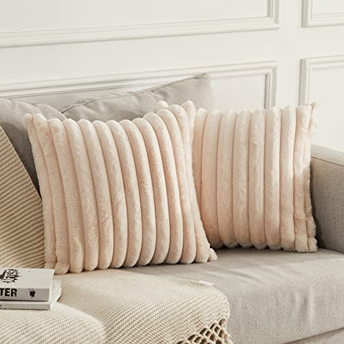 Joyouth 2er Set Doppelseitige Plüsch Samt Kissenbezüge Weiche Künstliche Pelz Kissenbezüge Dekorativ für Couch Sofa Schlafzimmer Wohnzimmer Zuhause 45x45 cm Beige