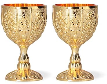 Hapivida 2pcs Vintage Goblet Golden Wine Glasses Embossed Cup Retro Ornaments for Home Bar, Party, Wedding 4.2 x 6.8cm(A)