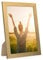 PHOTOLINI Bilderrahmen A4 Holz MDF Gold, breiter DIN A4 Bilderrahmen 21x30 gold, Bilder Rahmen 21x30 din a 4 mit Acrylglas, picture frame zum Aufhängen & Aufstellen, Bilder Rahmen 30x21 mit Zubehör