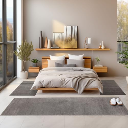 SIMPEX Bettvorleger Schlafzimmer Teppich Läufer Flur Bettumrandung Teppich Küchenläufer Kurzflor 3 Teiliger Set Einfarbiges Design Soft Extra Weich Farbe: Hellgrau