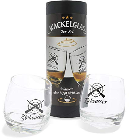 OUTDOORDINO Geschenkidee für Jäger Wackelglas Zielwasser 2er Set - Jagdgeschenk Whiskey Gläser - Geschenk lustig - Witzige Idee Geschenke für die Jagd