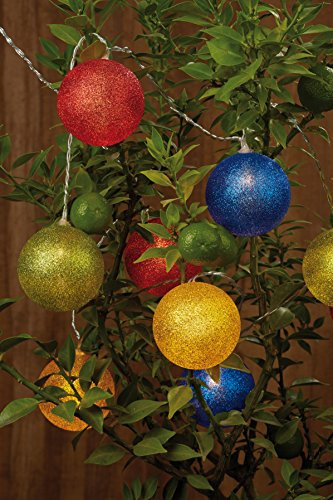 hellum 300345 12-teilige LED-Lichterkette mit bunten Kugeln für innen, 3,8 m Länge inkl. 50 cm transparente Zuleitung, Kugeldurchmesser 6 cm, LED weiß, 2xAA-batteriebetrieben (nicht inkl.)
