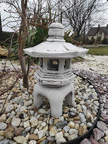 Pagoda Fujiyoshida - Farol oriental japonés, diseño de piedra