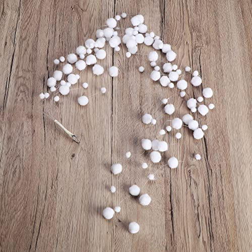 com-four® Winter Dekogirlande mit Aufhänger- Schneeball-Kette als Christbaumbehang, Fensterschmuck, Tür- und Tischdekoration - weihnachtliche Hängedeko - 8 Stränge