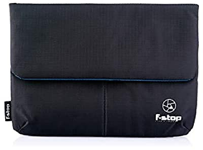 Stop – Tablet Sleeve