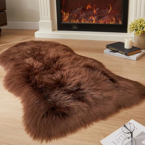 JXLOULAN Faux Lammfell Schaffell Teppich Dunkelbraun 75x120 cm, Longhair Flauschiger Fell Teppiche Wohnzimmer Deko Weicher für Stühle Sofa Schlafzimmer Kinderzimmer