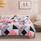 WUMIUER Geometrische Bettwäsche 240x220 Set 3 Teilig - Rosa Schwarz Grau Karo Dreieck Muster Wendebettwäsche, 1 Bettbezug 240x220cm und 2 Kissenbezüge 80x80cm aus Leicht Weich Mikrofaser