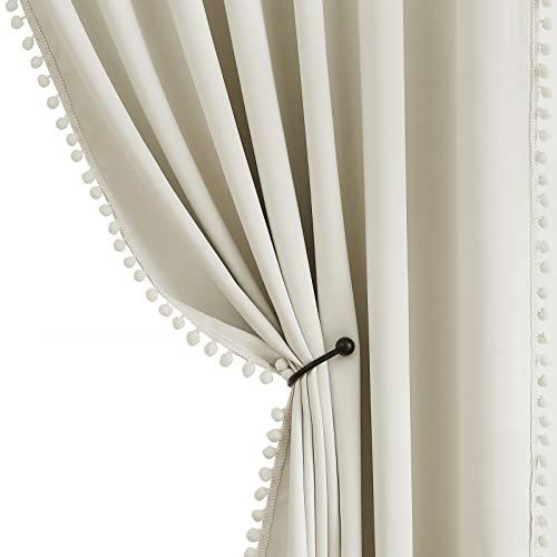 Elfenbeinfarbene Verdunkelungsvorhänge, niedliche Bommelborte, Vorhänge für Mädchen, Kinderzimmer, 137.2 cm, Bleistiftfalten, 100 % Verdunkelung, Beige, wärmeisoliert, 127 cm breit, 2 Stück