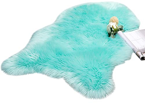 MIULEE Faux Fell Teppich Flauschig Weiche Warm Modern Bodenmatte Sofa Matte Kunstfell Dekofell Unregelmäßig Bettvorleger Wolle Longhair Optik Gemütliches 60x90 cm Blau