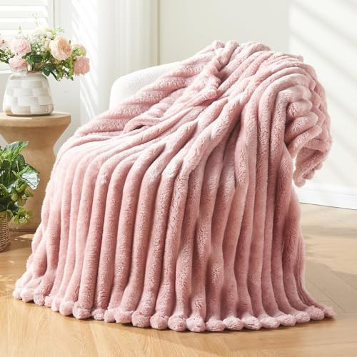 NEWCOSPLAY Super Soft Twin Blanket Pink Premium Silky Flannel Fleece 3D Ribbed Jacquard Lightweight Bed Blanket All Season Use (Pink Ribbed, Twin(60x80))
