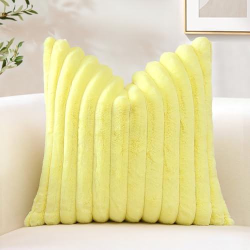 Sungeek 1 Stück Plüsch Samt Kissenbezug, Kunstpelz Weich Kissenbezüge Sofakissen Dekokissen Deko Zierkissenbezüge Flauschig Kissenhülle für Schlafzimmer Wohnzimmer (60x60cm, Gelb)