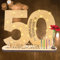 owlfun Geldgeschenke Geburtstag 50， Holz-Schild Gästebuch Geburtstag 50，LED Geschenke zum 50 Geburtstag Frauen & Männer,Holz Schild Gästebuch mit Vase und Kerzenhalter DekoGeburtstagsgeschenk