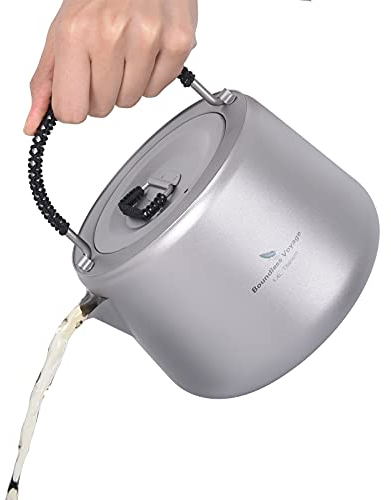 iBasingo 1,4 L Titan Wasserkocher mit Filter Im Freien Camping Kaffee Teekanne Wassertopf Anti-verbrühender Griff Kantine Kessel Geeignet für Induktionsherd Picknick Wandern Heimgebrauch Ti3096D