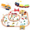 Brolteja Schienen Auto Spielzeug,108 Pcs City-Zugset für Kinder Erweiterbares Holzeisenbahn-Set,Elektrische Eisenbahn Kinder, Eisenbahn Zug Spielzeug mit Zuggleis und 4 Zugwaggons