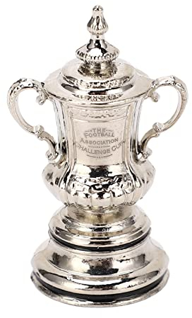 SPYMINNPOO Mini Trophées, Trophée des Récompenses du Jeu de Football Trophée de la Ligue de Football en Métal pour Ornements Décor Tournois Sportifs