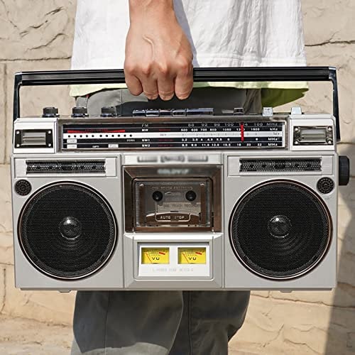 Kassetten-Boombox mit umfangreicher Bluetooth-Kompatibilität für schnelles Pairing – AM / FM-Radio, integrierte Stereo-Lautsprecher – perfekt für verschiedene Geräte