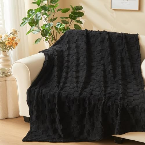 NEWCOSPLAY Coperta super morbida, in pile di flanella setosa di alta qualità, a scacchi 3D, leggera, per tutte le stagioni, per tutte le stagioni (a scacchi neri, copriletto, 127 x 180 cm)