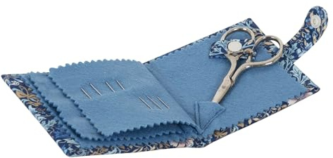 Hobby Gift Nadeletui – Baumwollstoff mit Waldblumendruck, Druckknopfverschluss, Filzseiten, inkl. Nadeln, Stecknadeln und Schere. Kompaktes Nähset zum Basteln und Nähen, 9,5 x 9 cm