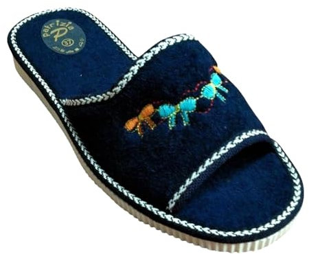 Patrizia Azzi ISCHIA (37, BLU)