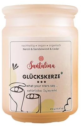 Neroli, Sandalwood & Cedar Duftkerze – Glückskerze mit zufälliger Botschaft | warm-holzig & beruhigend, mit einem Hauch von mediterraner Frische | 450g Sojawachs im Glas, Brenndauer ca. 45 Std