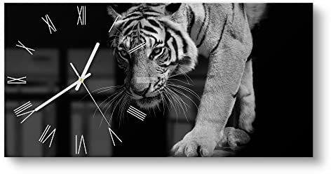 DEQORI Glasuhr | vertikal 60x30 cm | Motiv Pirschender Tiger | große XXL Design Uhr aus Glas | leise Wanduhr für Wohnzimmer & Küche | Moderne Hingucker Uhr für die Wand