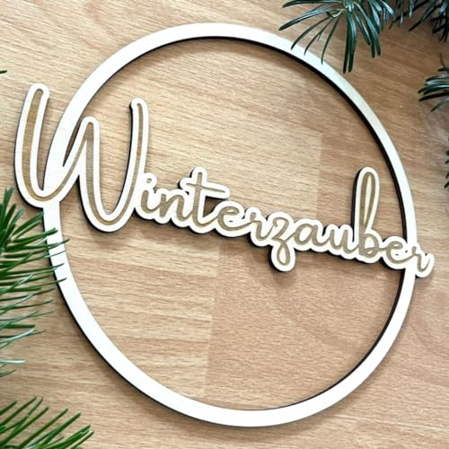 NoriKids Türschild Weihnachten & Advent | Weihnachtsdeko aus Holz | Advent Deko nachhalting & handgefertigt | Schlichter Türkranz | Geschenke aus Holz | Wanddeko mit Schriftzug Winterzauber