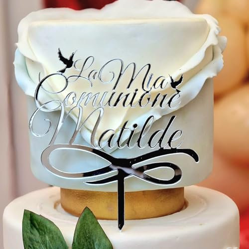Cake Topper La mia Comunione con Nome Personalizzato | Targhetta Decorativa per Torte Personalizzabile in Plexiglass Specchiato, 15 cm di Altezza x 12 cm (Silver Specchio)