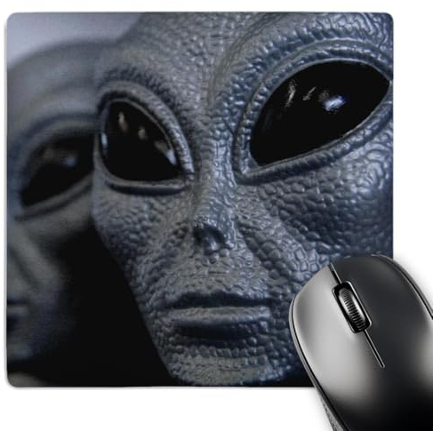 3dRose mp_92634_1 8 x 8-Inch Silver Alien Heads, Roswell, New Mexico - Us32 Jmr0110 - Julien McRoberts Mouse Pad