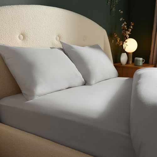 Silentnight Brushed Cotton Fitted Sheet - Soft Velvety Touch 100% Cotton - Cosy Warmth Feel - Breathable Brushed Hypoallergenic Fitted Sheet with Elasticated Corners, Silver, King