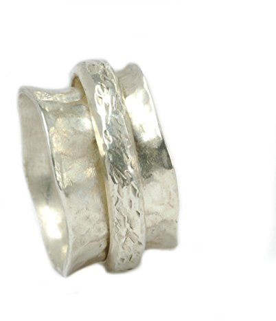 Breiter Drehring aus Silber mit gekerbter Ringschiene Größen 51 (16.2)
