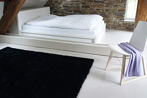 floor factory Moderner Teppich Seasons schwarz 160x230 cm - flauschig weicher Hochflor Teppich in aktuellen Trendfarben