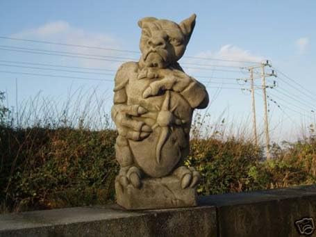 Oloma Design Stone gatekeepers shield statue Concrete gargoyle sculpture Cement monster ornament Outdoor garden decor Lawn figurine Backyard decoration Stone lawn figurine Helloween decor