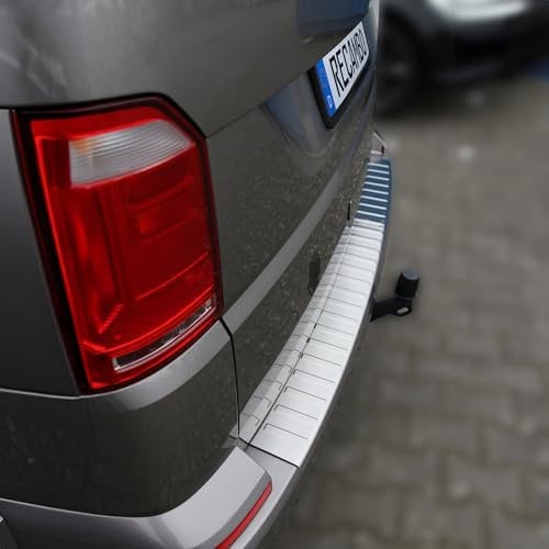 RECAMBO Ladekantenschutz Edelstahl kompatibel für VW T6 | BJ ab 2015 - matt gebürstet mit Textur - Styling und Schutz für die Stoßstange