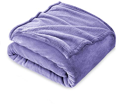 FARFALLAROSSA Kuscheldecke Flauschig 130 x 160 cm - Klein Fleecedecke Sofa Decken Couchdecke - Oeko-TEX - Super Weiche Fleecedecke als Sofaüberwurf - Wohndecke Flieder