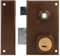 Amig - Cerradura de Sobreponer de Izquierda con Palanca de Cierre, Lengüeta y Cuadradillo para Puertas de Madera Mod. 75N / 67 x 112 mm/Cilindro Redondo de Seguridad/Acero Marrón