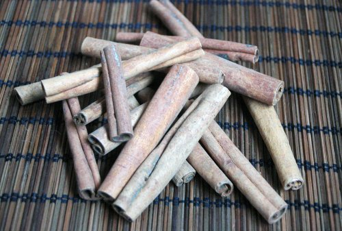 Naturix24 – Zimtstangen Cassia 8cm ganz – 1 Kg-Beutel