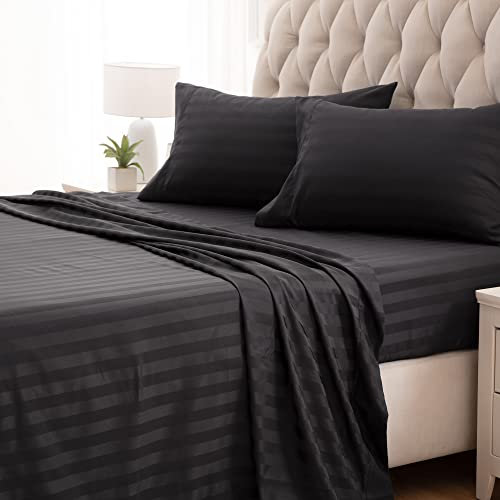 SLEEP ZONE Gestreiftes Kühllaken-Set für King-Size-Betten – Spannbetttuch und Kissenbezüge, 4-teilig, superweich, gestreift, pflegeleicht, tiefe Taschen (Schwarz, King-Size)