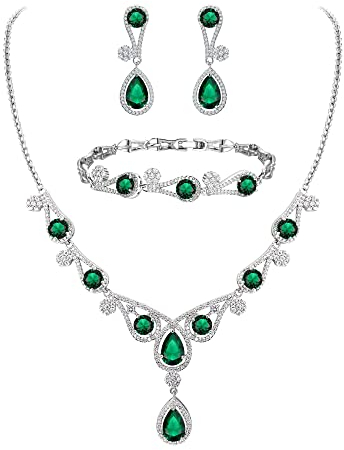 EVER FAITH Damen Zirconia viel Hollow-Out Wasser Form Halskette Ohrringe Armband Set Grün Silber-Ton