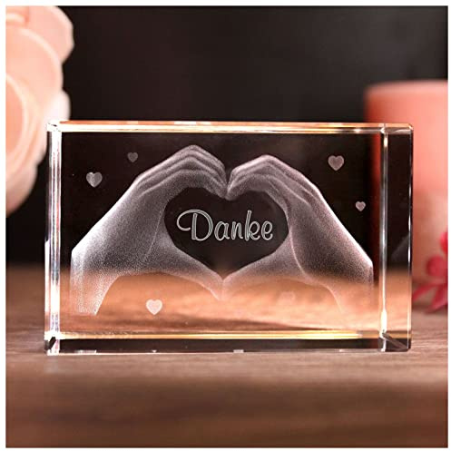 LoveGoals 3D Glas Kristall mit Gravur - Herz aus zwei Händen mit Text Danke graviert - Geschenk Geschenke als Dankeschön zu Weihnachten Geburtstag