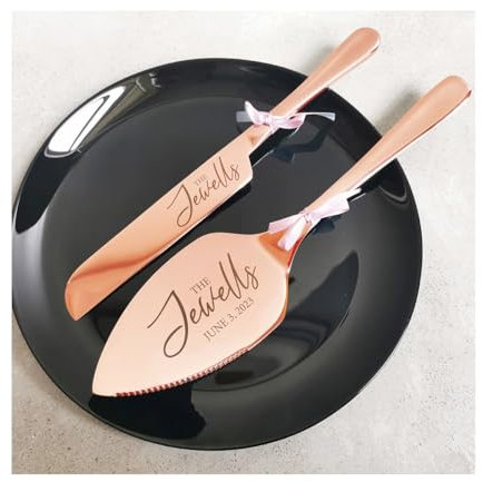 ACRSIKR Couteau Et Serveur De Gâteau De Mariage Personnalisé Avec Nom, 2 Pcs Cérémonie De Découpe De Gâteau De Mariage Gravé, Set De Coupe Et Tranche De Gâteau Pour Fiançailles, Anniversaire, Fête