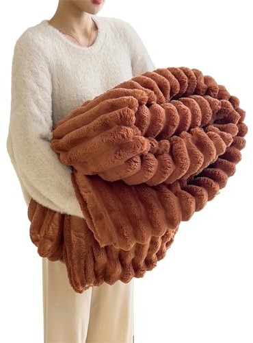 Baketron Couverture Fausse Fourrure de Lapin, Douce et Moelleuse en Flanelle, Chaude Double Face pour Domicile, comme Jeté de Canapé ou Couverture de (Caramel, 150x200cm)
