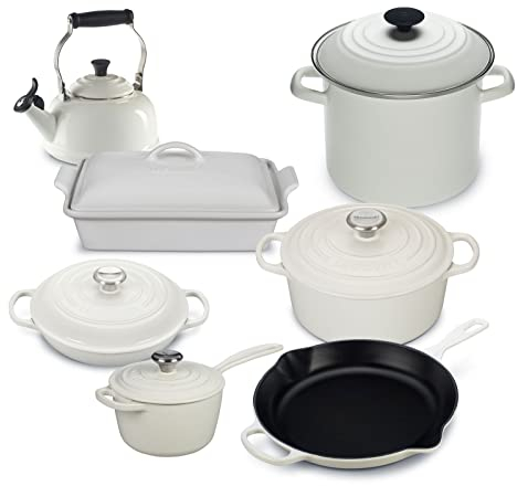 Le Creuset 12-teiliges Kochgeschirr-Set aus Gusseisen mit emailliertem Gusseisen, emailliertem Steingut und gehärteter Antihaftbeschichtung, Weiß