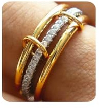 MUMREUES Gold Ringe Damen stapelbar 14K Gold plattiert - Verzahnte Weißgold/Gelbgold Zirkonia Schmuck Stacking Ringe Geschenkbox Größe 62
