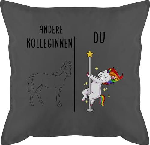 Kissen 50x50 - Kollegen - Andere Kolleginnen Dabbing Einhorn | Arbeitskollegin Geschenk zur Rente Kollegin | Verabschiedung Kollegin Geschenk Abschiedsgeschenk Bürokollegin I Mitarbeiterin - 50 x 50