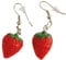 Ohrringe Rockabilly Erdbeere aus Kunststoff, mit Ohrhaken, Farbe: rot, Erdbeergröße: 1,8 cm, Länge: 3,8 cm