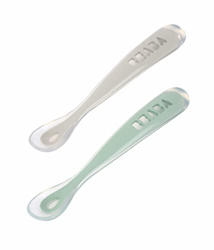 Béaba, Lot de 2 Cuillères en Silicone Bébé / Enfant 1er Âge, Dès 4 mois, Souple, Bout arrondi, Manche long et Ergonomique, Boite de transport incluse, Velvet green/Sage green